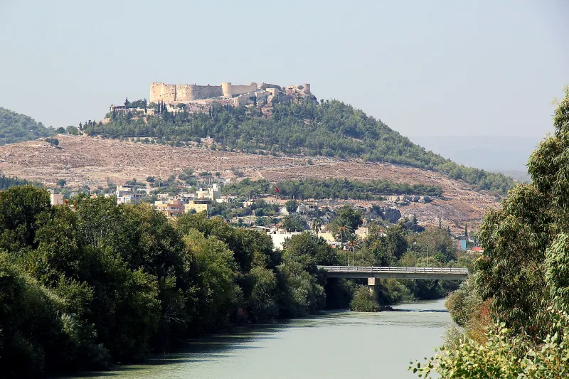 Die Festung von Kayseri (Kayseri Kalesi) – eine Zitadelle aus Basalt