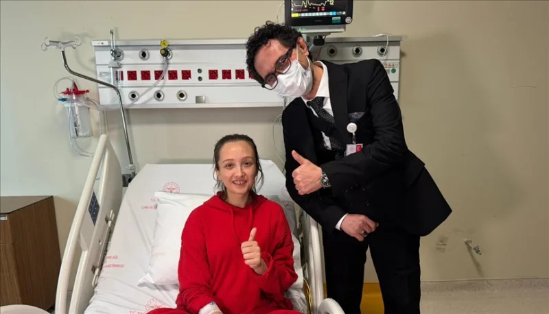 Ayyıldız, der mit einem künstlichen Herzen am Leben blieb, ermutigt jetzt Patienten