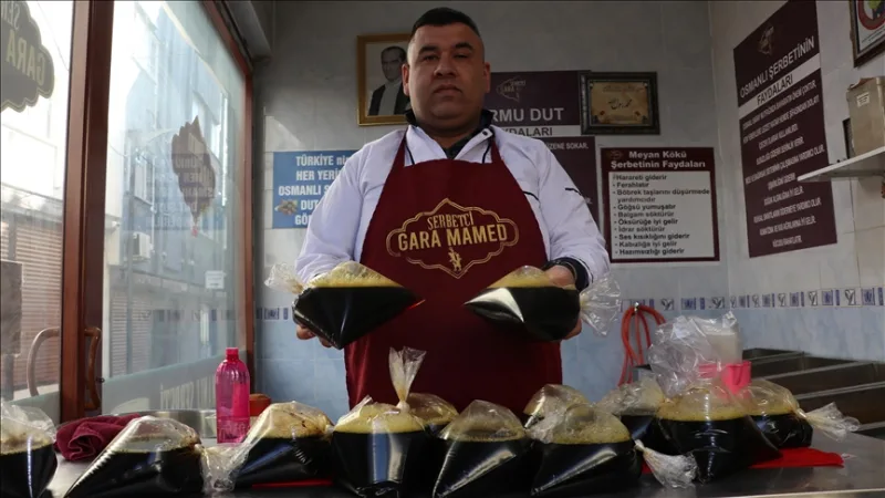 Das unverzichtbare Getränk der Menschen in Gaziantep bei den Iftar-Tischen: 