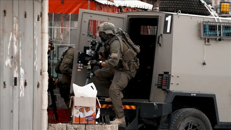 Israelische Soldaten haben im Westjordanland einen Palästinenser verletzt und 15 Personen festgenommen