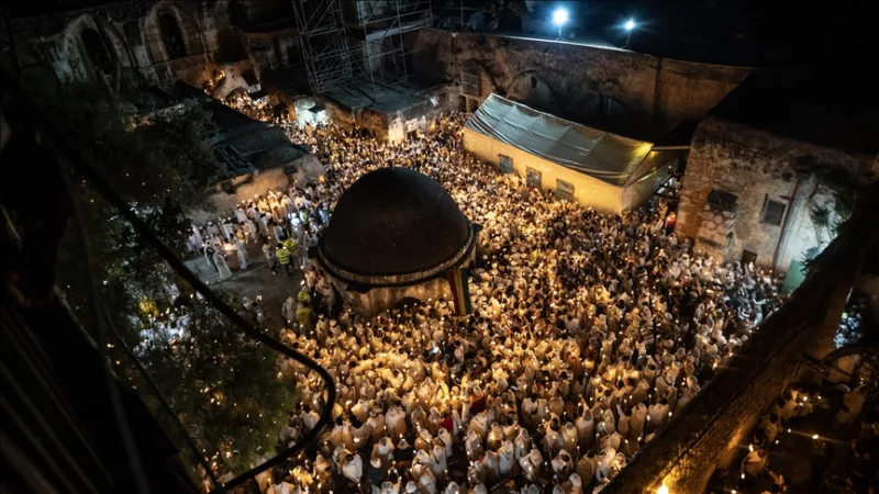 以色列警方在被占领的东耶路撒冷，不允许天主教宗主教在宗教节日期间进入圣墓教堂