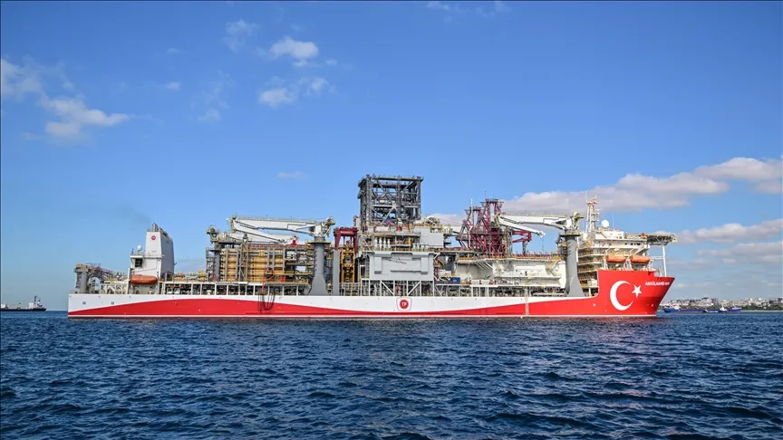 トルコは4月、黒海およびソマリアでの炭化水素探査・掘削作業を加速させる