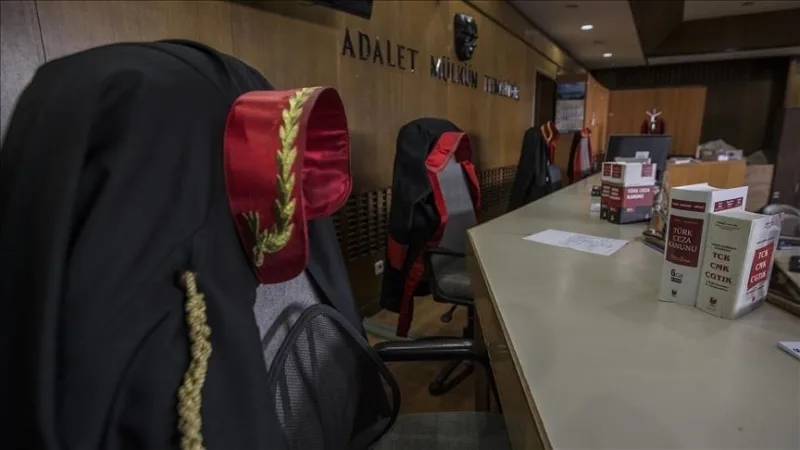 Az „Imamoğlu haszonszerzési célú bűnszervezet” ügyben 18 vádlottat szabadlábra helyeztek