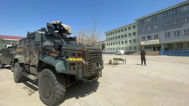 В Шанлыурфе задержаны 16 подозреваемых в связи с вооруженным нападением на школу