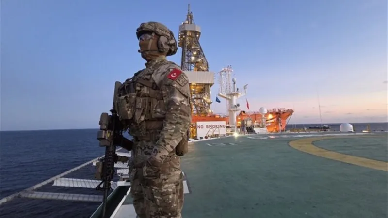 O Exército turco continua a prestar apoio de escolta e patrulha aos navios turcos na Somália