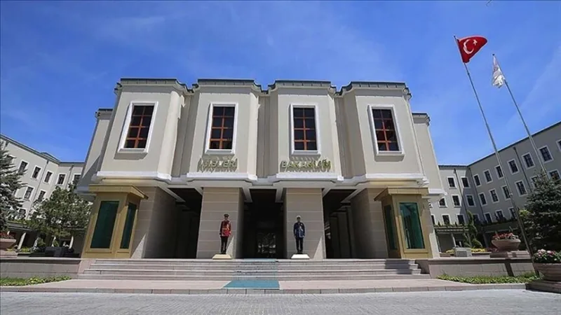 Ataşehir mero Onursal Adıgüzel buvo nušalintas nuo pareigų